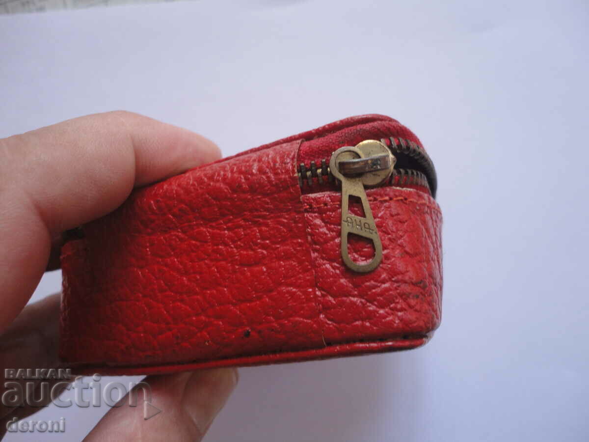 Delivery of Great leather case