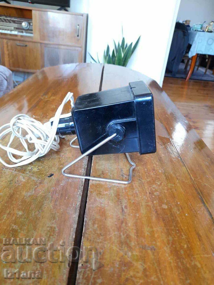 Παλιά ηλεκτρικό λαμπτήρα με τιμή 25.00 BGN | € 12.78 Παλιά ηλεκτρικό λαμπτήρα με τιμή 25.00 BGN | € 12.78