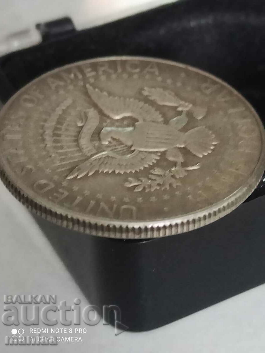 1/2 Dollar 1968 Silver Unc - 6 1/2 Dollar 1968 Silver Unc - 6