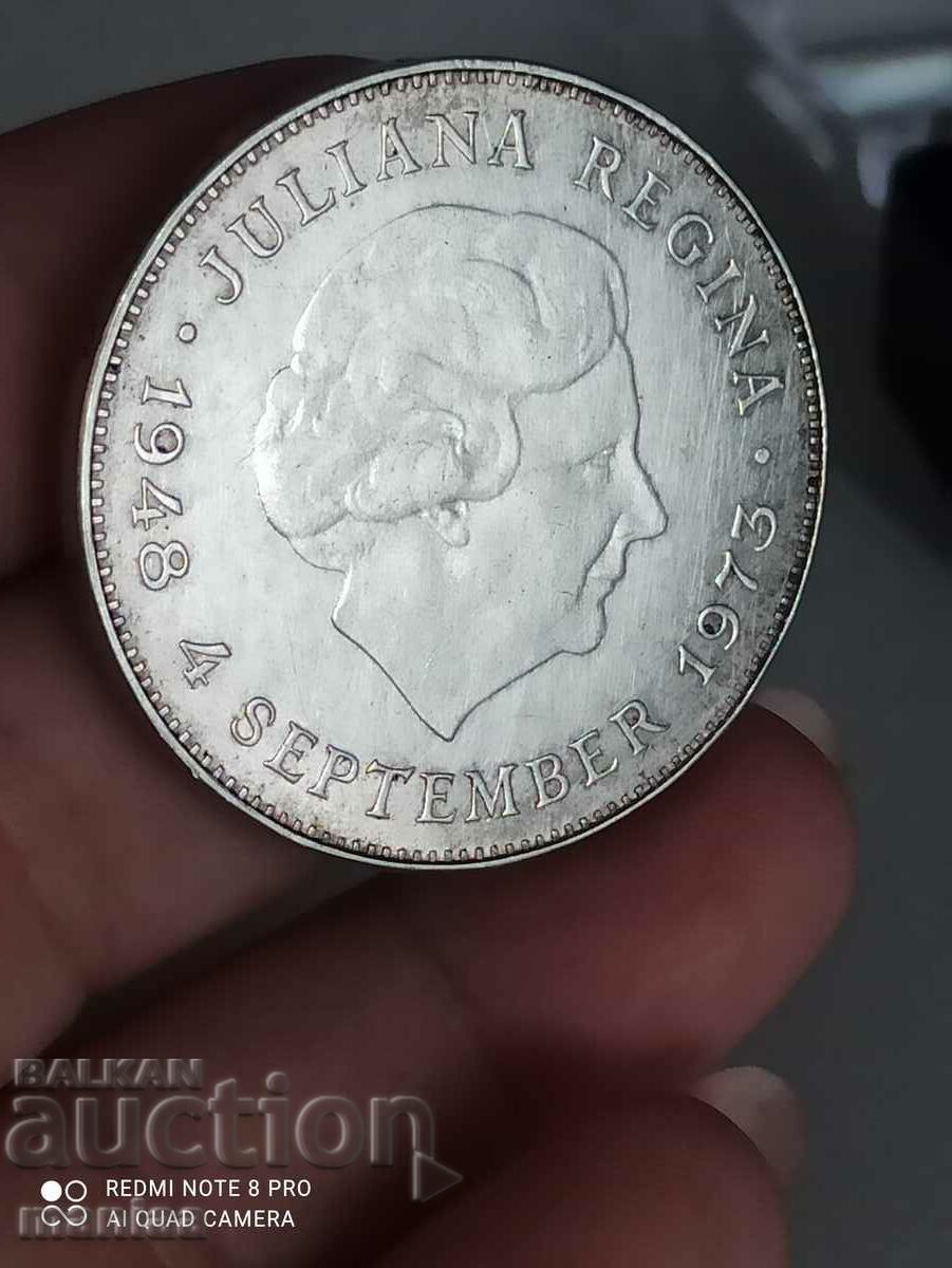 Delivery of 10 guilders 1973 silver Netherlands Delivery of 10 guilders 1973 silver Netherlands