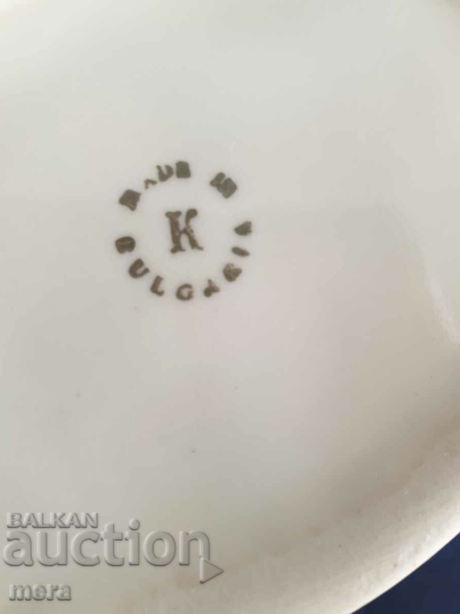 Delivery of Bulgarian porcelain saucer-Kitka-Novi pazar Delivery of Bulgarian porcelain saucer-Kitka-Novi pazar