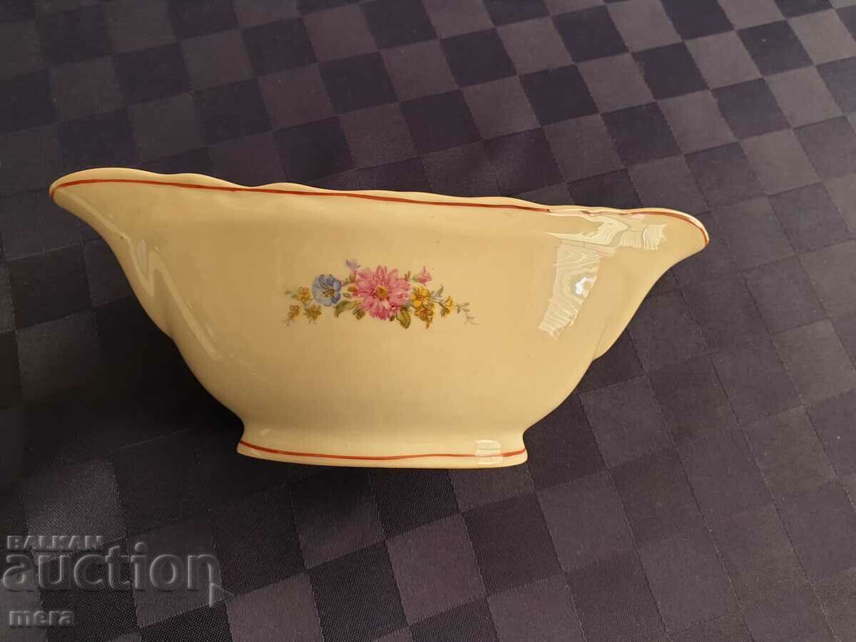 Bulgarian porcelain saucer-Kitka-Novi pazar - 5 Bulgarian porcelain saucer-Kitka-Novi pazar - 5