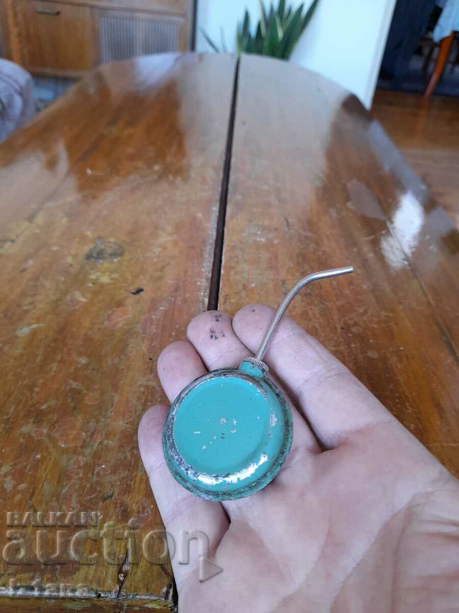 Old olive oil with price 15.00 BGN | € 7.67 Old olive oil with price 15.00 BGN | € 7.67