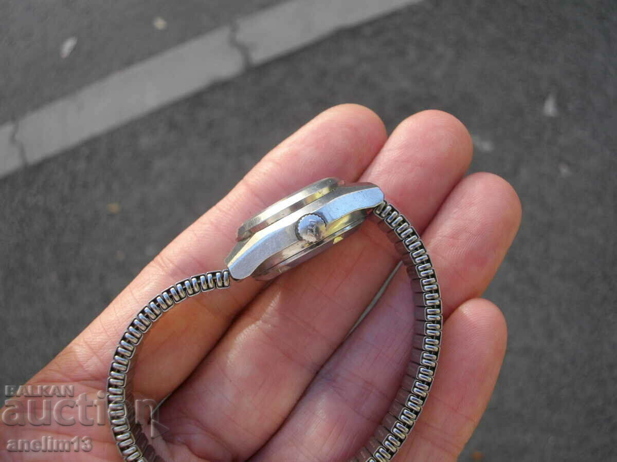 ΓΥΝΑΙΚΕΙΑ ΠΟΛΙΤΕΣ ΑΥΤΟΜΑΤΑ ΡΟΛΟΙ - 5 ΓΥΝΑΙΚΕΙΑ ΠΟΛΙΤΕΣ ΑΥΤΟΜΑΤΑ ΡΟΛΟΙ - 5