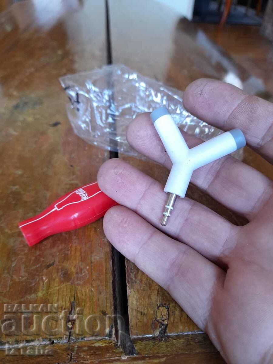 Delivery of Headphone jack Coca Cola, Coca Cola
