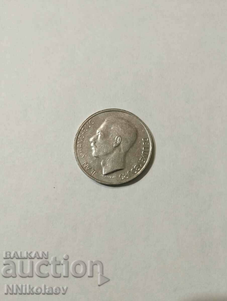 Delivery of Luxembourg 10 francs 1976 Delivery of Luxembourg 10 francs 1976