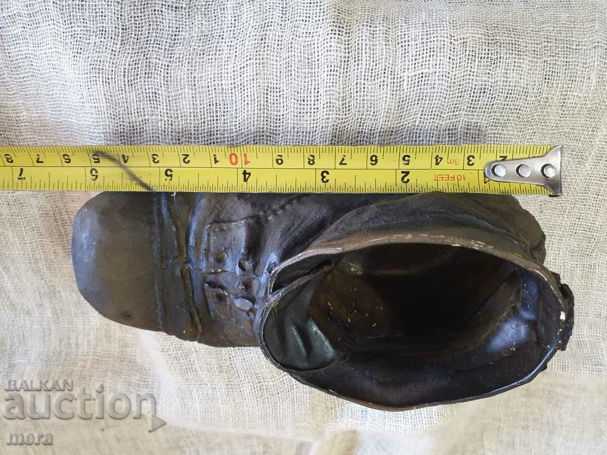 Vintage beautiful plastic of an old shoe - 6 Vintage beautiful plastic of an old shoe - 6