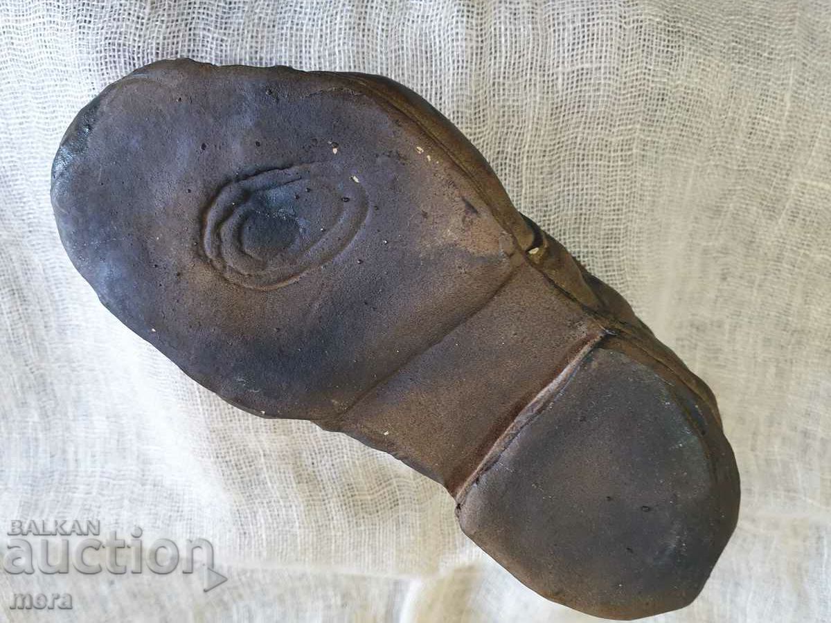 Vintage beautiful plastic of an old shoe - 7 Vintage beautiful plastic of an old shoe - 7