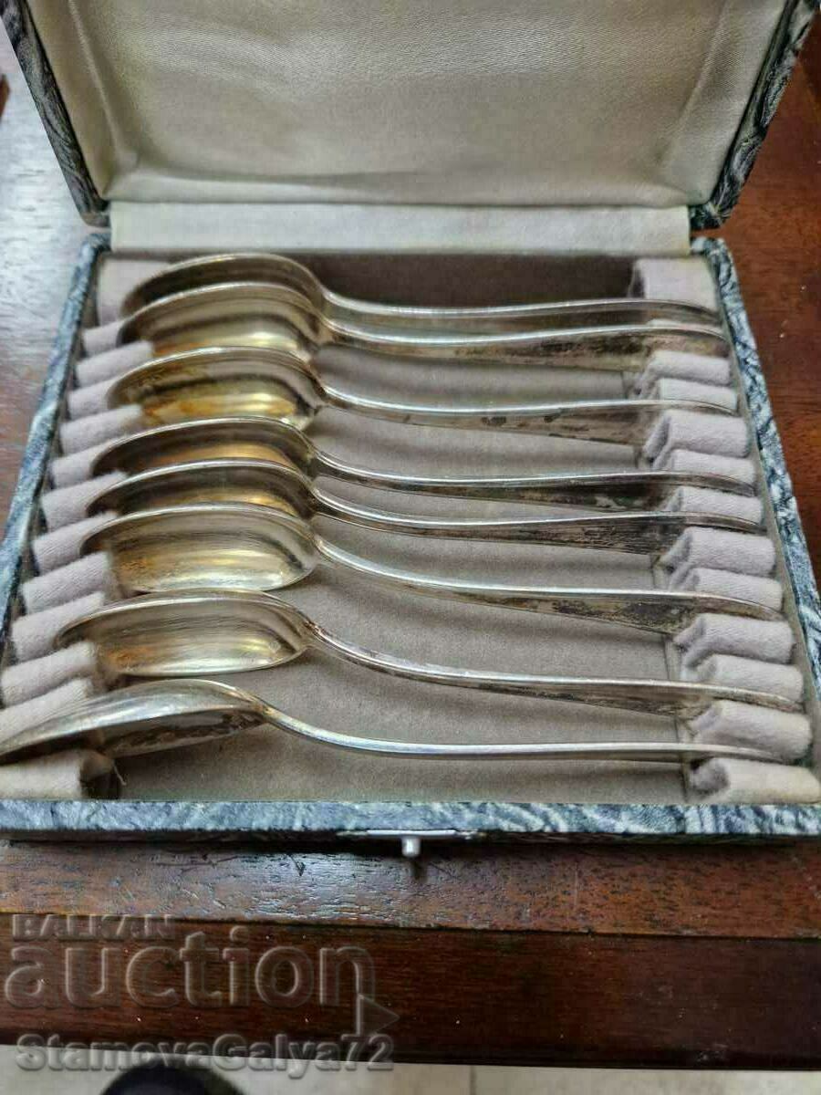 Σετ γαλλικά κουτάλια αντίκες με τιμή 69.00 BGN | € 35.28 Σετ γαλλικά κουτάλια αντίκες με τιμή 69.00 BGN | € 35.28