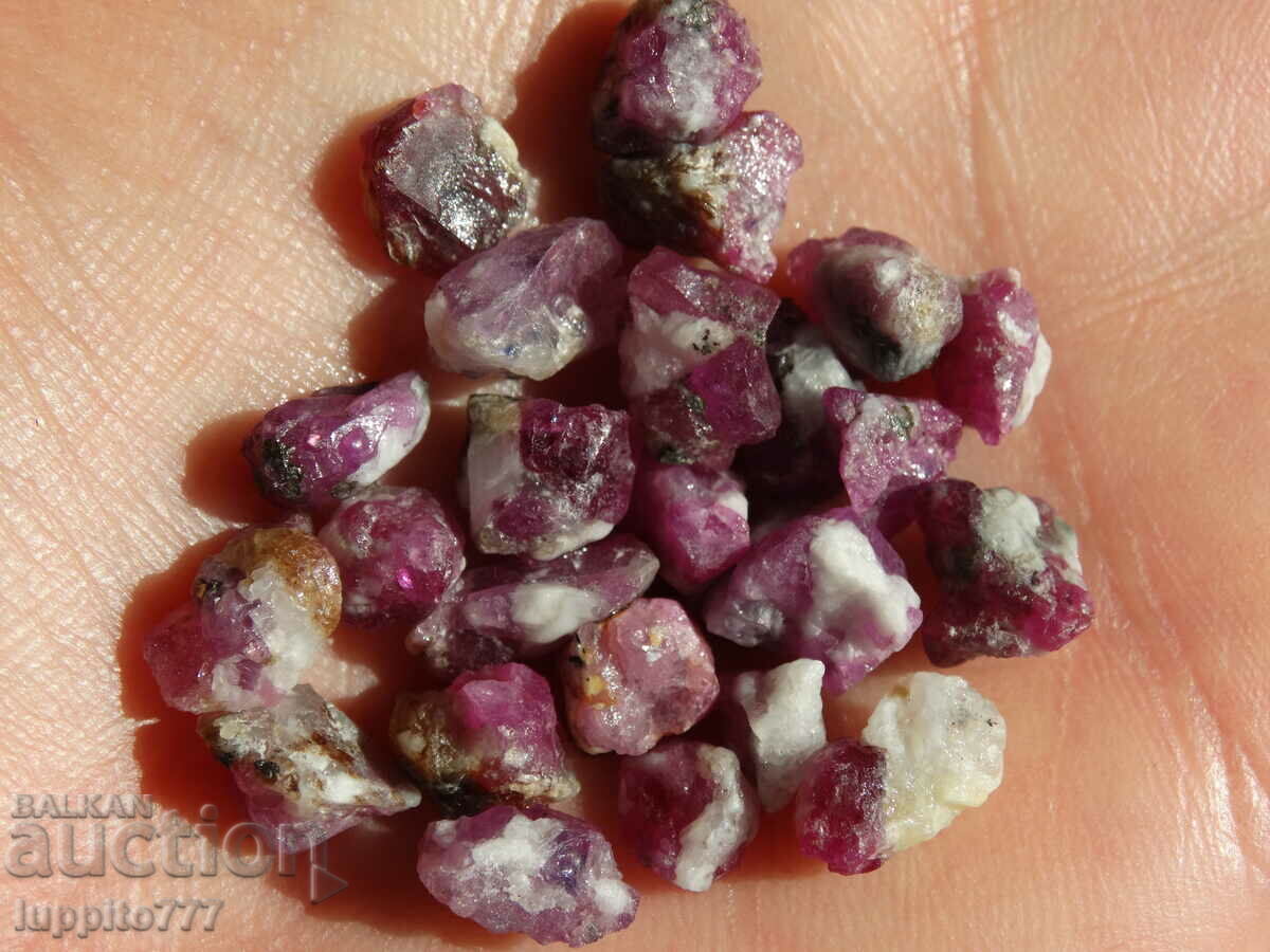 natural ruby on matrix facet quality 67 carats 20pcs lot with price 335.00 BGN | € 171.28 natural ruby on matrix facet quality 67 carats 20pcs lot with price 335.00 BGN | € 171.28