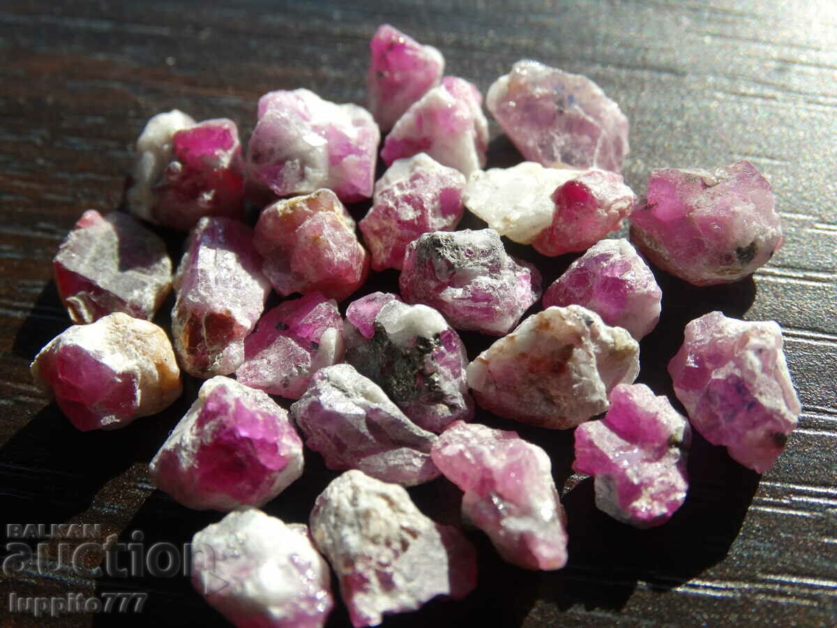 Delivery of natural ruby on matrix facet quality 67 carats 20pcs lot Delivery of natural ruby on matrix facet quality 67 carats 20pcs lot