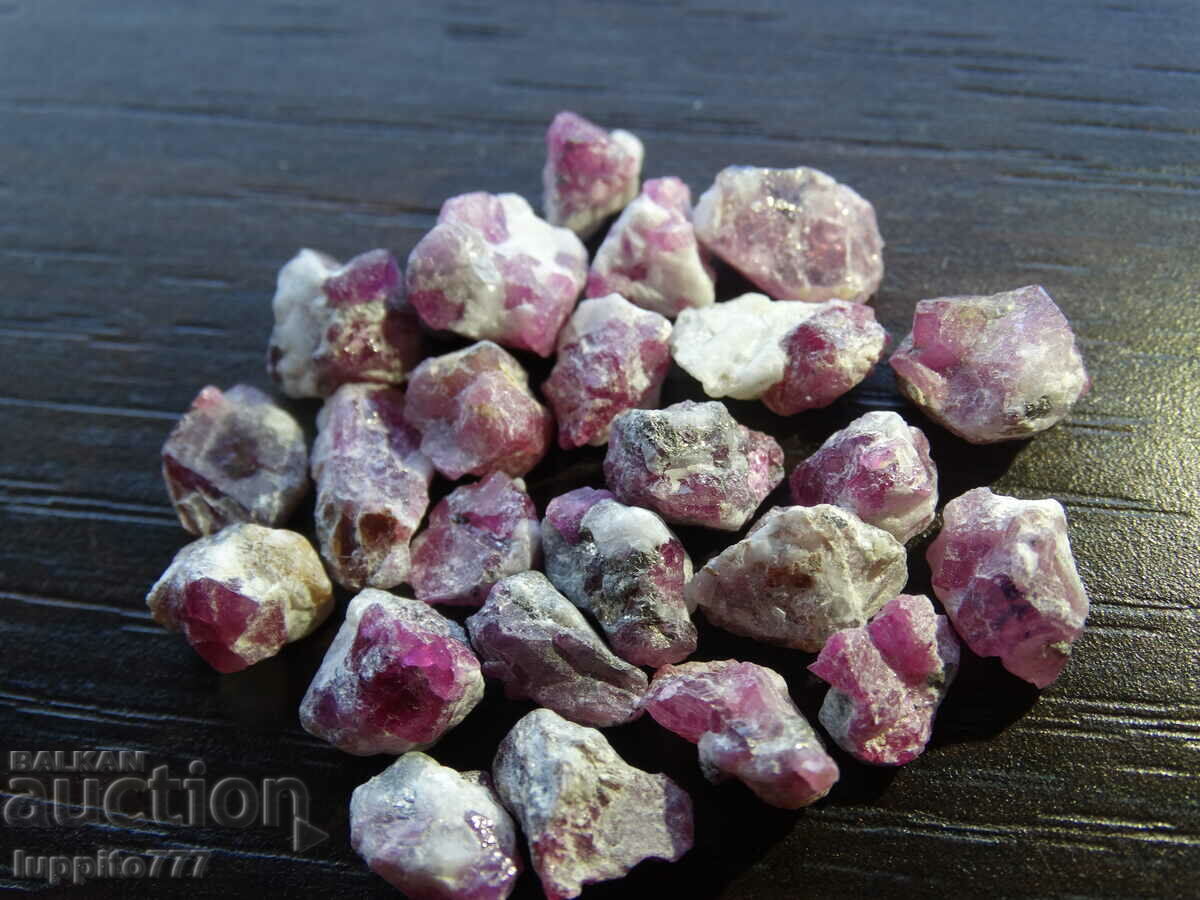 natural ruby on matrix facet quality 67 carats 20pcs lot - 5 natural ruby on matrix facet quality 67 carats 20pcs lot - 5