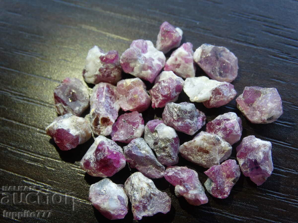 natural ruby on matrix facet quality 67 carats 20pcs lot - 6 natural ruby on matrix facet quality 67 carats 20pcs lot - 6