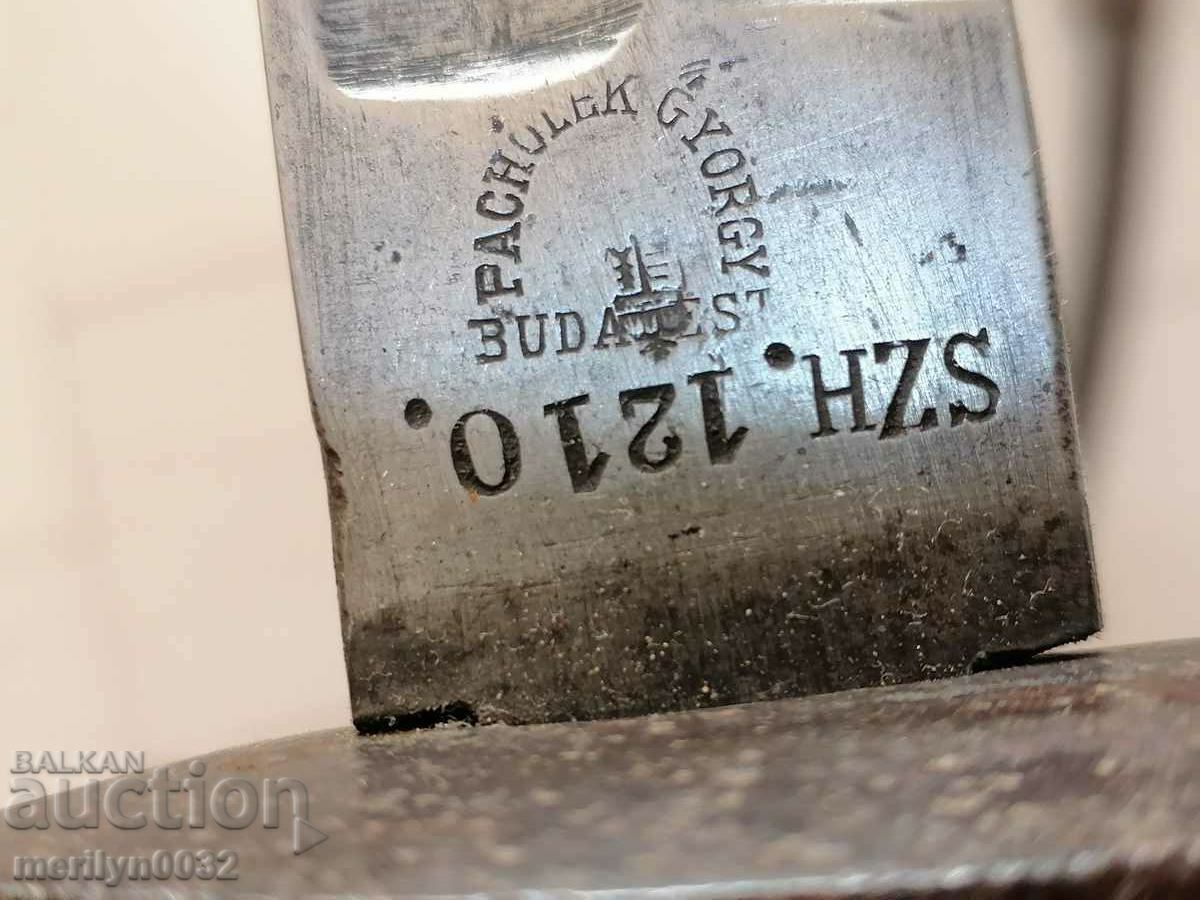 Delivery of Hungarian Artillery Saber WW1 lopus cania checker cleaver Delivery of Hungarian Artillery Saber WW1 lopus cania checker cleaver