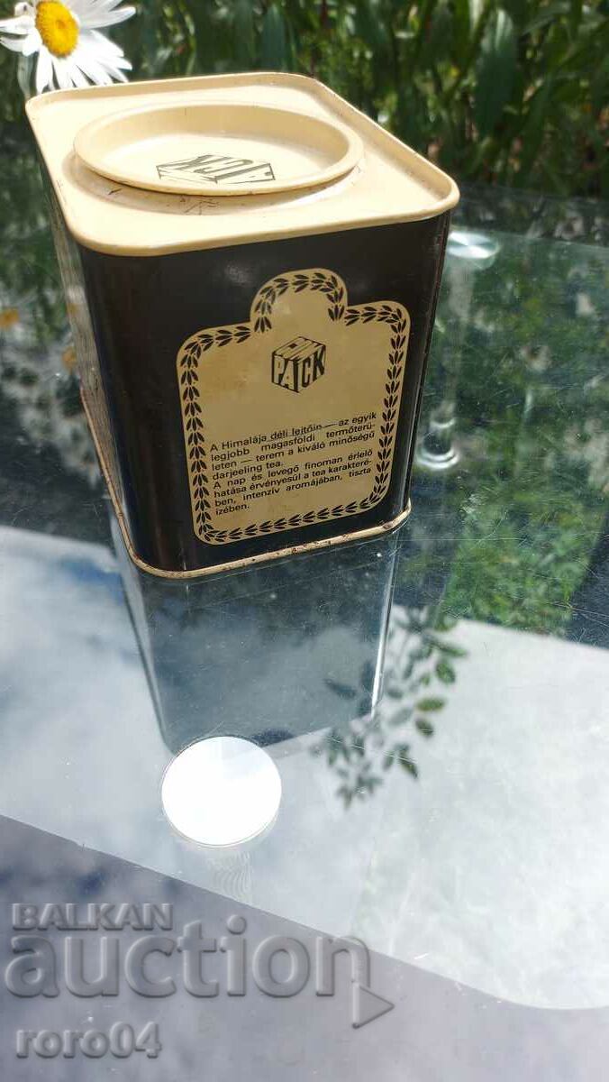 ΤΣΕΝΙΚΟ ΚΟΥΤΙ με τιμή 17.99 BGN | € 9.20