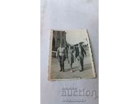 Photo Varna Officer man and woman on a walk 1941