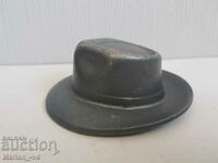 Стара сувенирна метална каубойска шапка