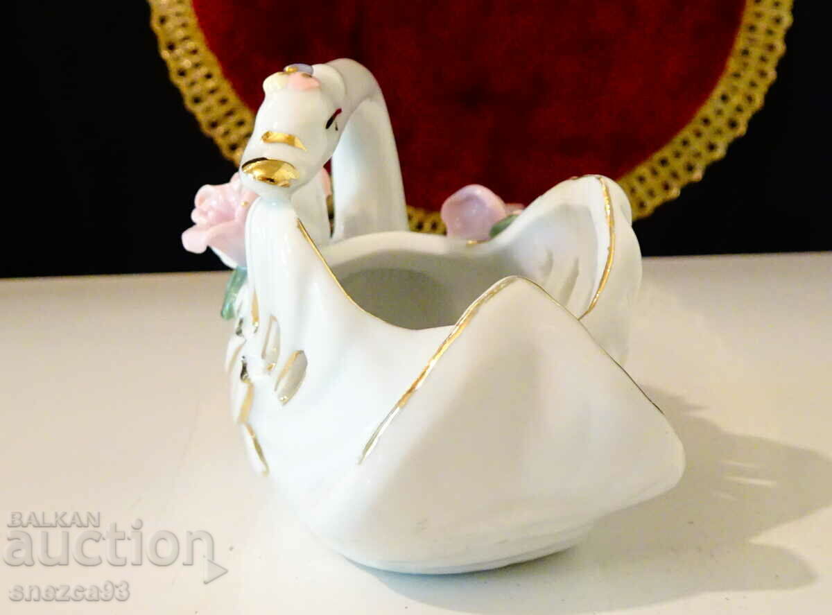 Porcelain figurine Swan, jeweler. - 5 Porcelain figurine Swan, jeweler. - 5