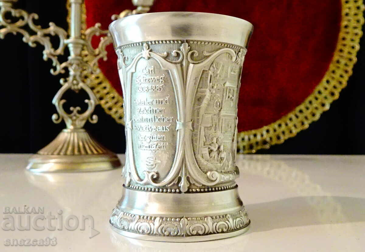 WMF pewter cup, paintings by Carl Spitzweg. with price 19.00 BGN | € 9.71 WMF pewter cup, paintings by Carl Spitzweg. with price 19.00 BGN | € 9.71