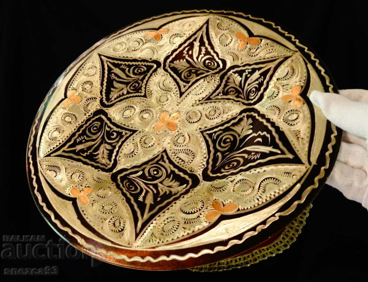 Ενεπίγραφο χάλκινο πιάτο, πιάτο, πάνελ 29 cm. με τιμή 25.00 BGN | € 12.78 Ενεπίγραφο χάλκινο πιάτο, πιάτο, πάνελ 29 cm. με τιμή 25.00 BGN | € 12.78