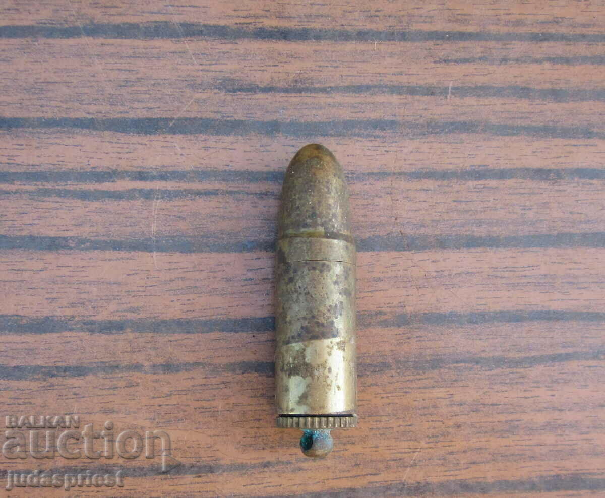 παλιό στρατιωτικό μπρούτζινο φυσίγγιο αναπτήρα βενζίνης για επισκευή με τιμή 30.00 BGN | € 15.34 παλιό στρατιωτικό μπρούτζινο φυσίγγιο αναπτήρα βενζίνης για επισκευή με τιμή 30.00 BGN | € 15.34