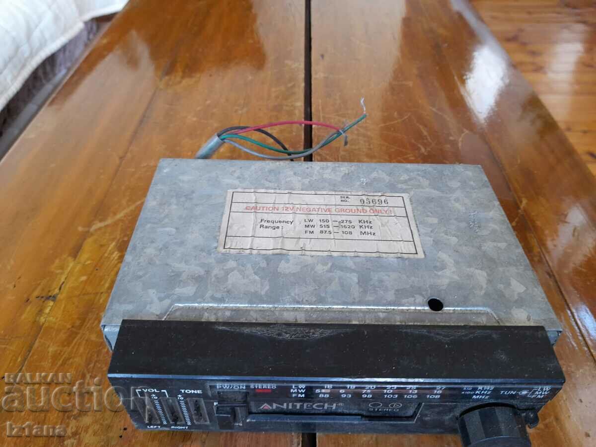 Auction Old Anitech radio cassette player Auction Old Anitech radio cassette player