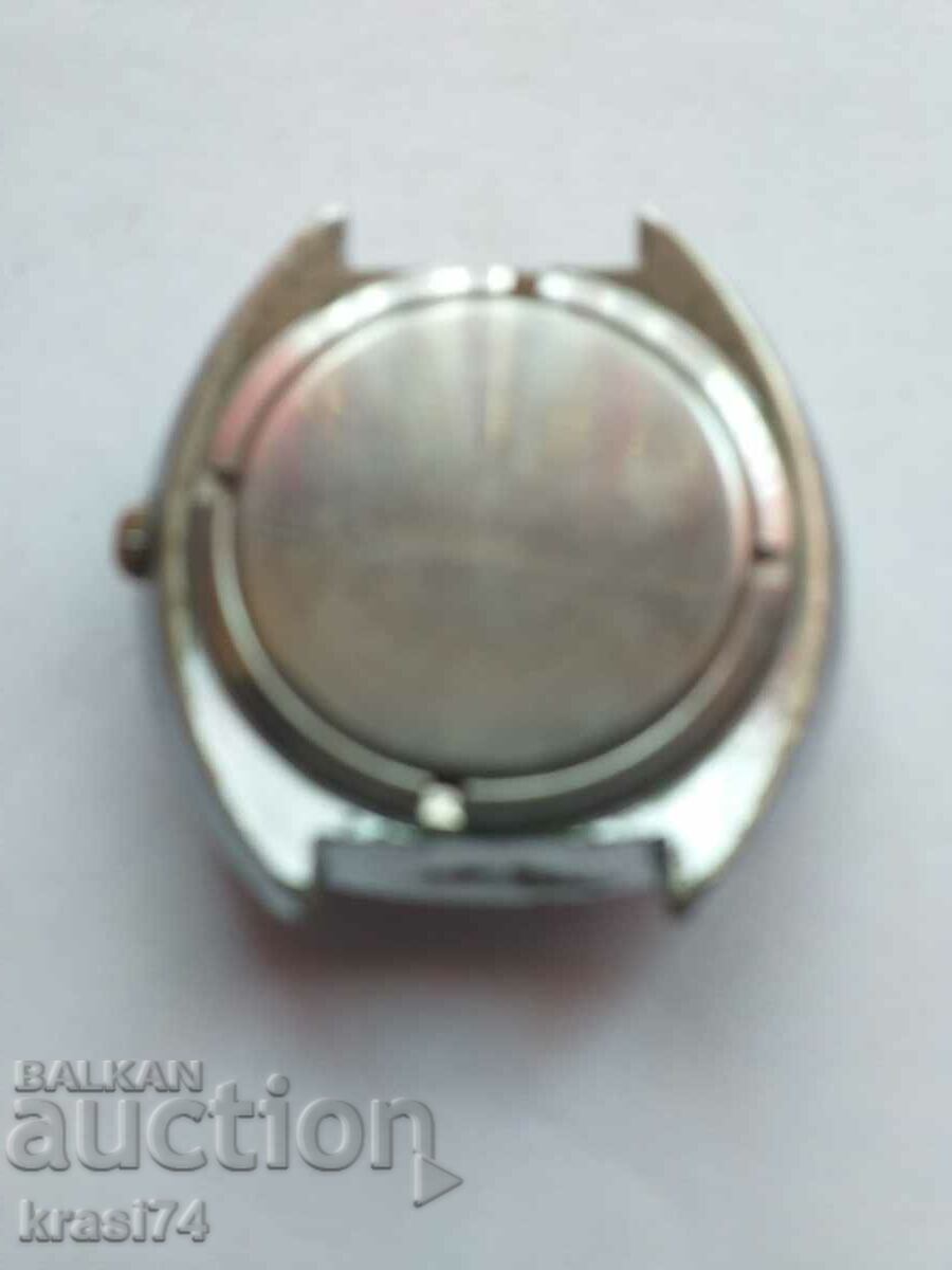 Clock with price 10.00 BGN | € 5.11 Clock with price 10.00 BGN | € 5.11