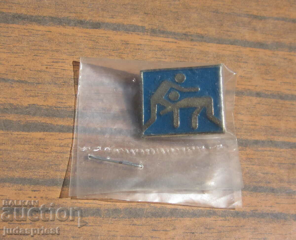 Δημοπρασία πολλά αθλητικά κονκάρδες σημάδια πάλης Δημοπρασία πολλά αθλητικά κονκάρδες σημάδια πάλης