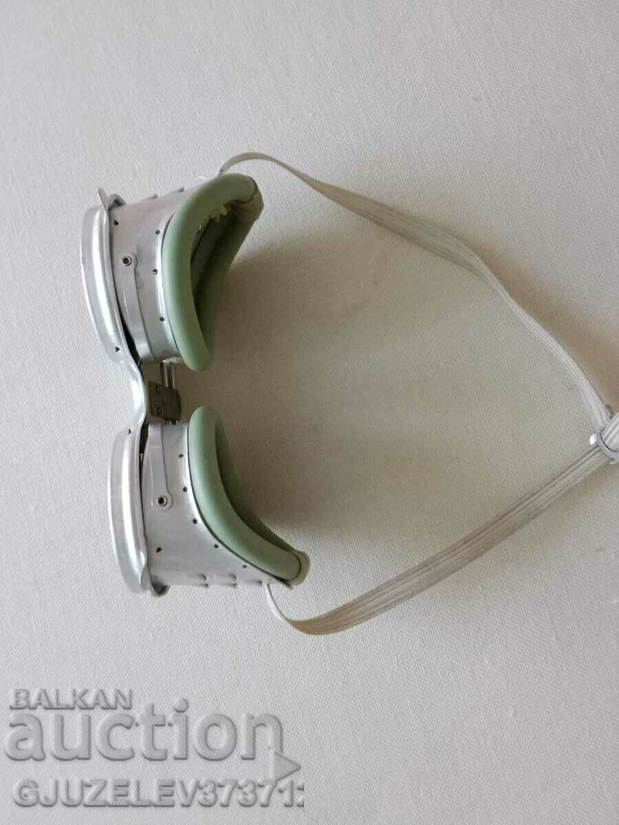 Glasses are used by the expedition, in the sports motor sector - 5 Glasses are used by the expedition, in the sports motor sector - 5