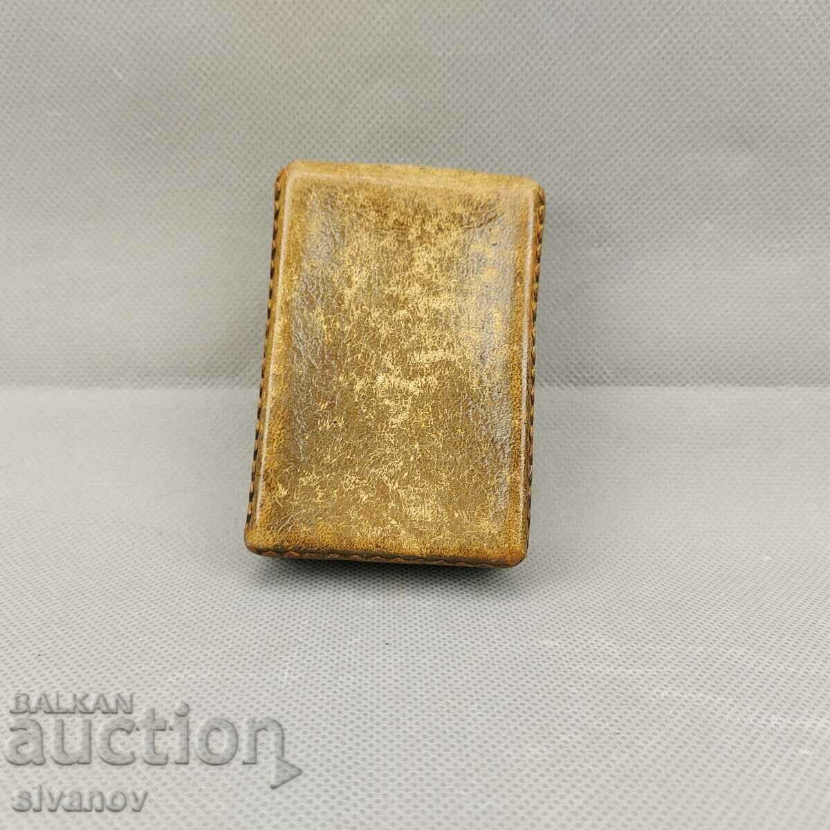 Licitație Husa veche de țigări din piele #0427