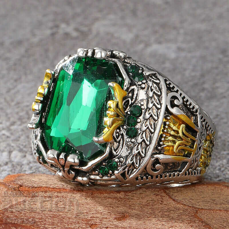 Auction Ring with green zircon, silver-plated Auction Ring with green zircon, silver-plated