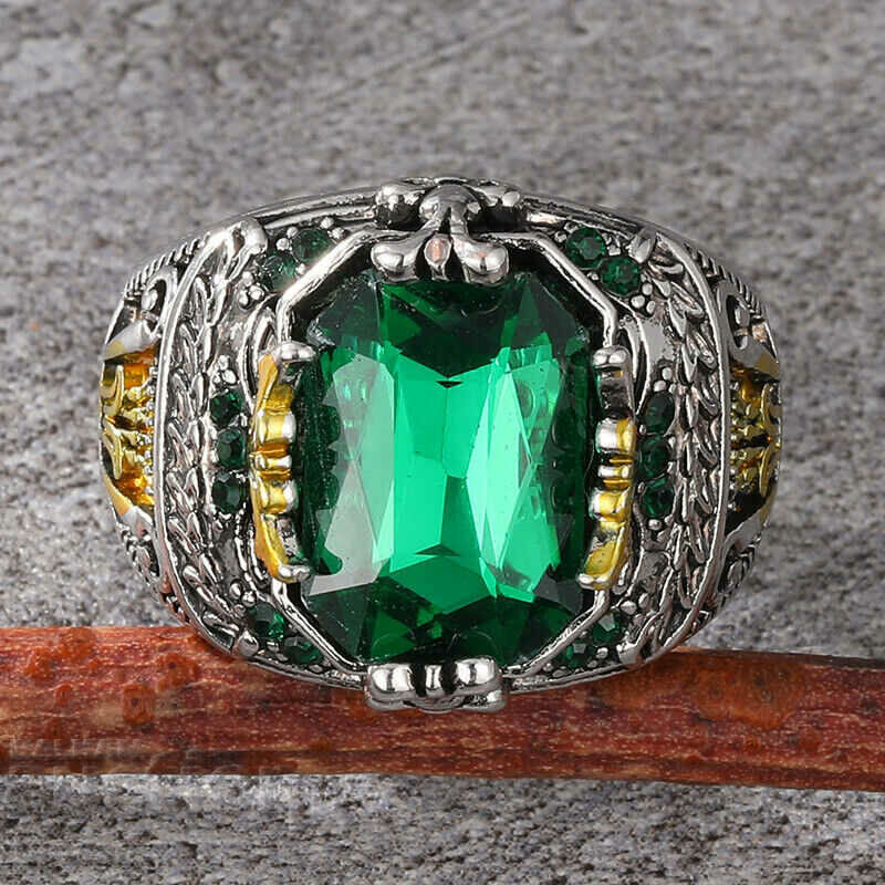 Delivery of Ring with green zircon, silver-plated Delivery of Ring with green zircon, silver-plated
