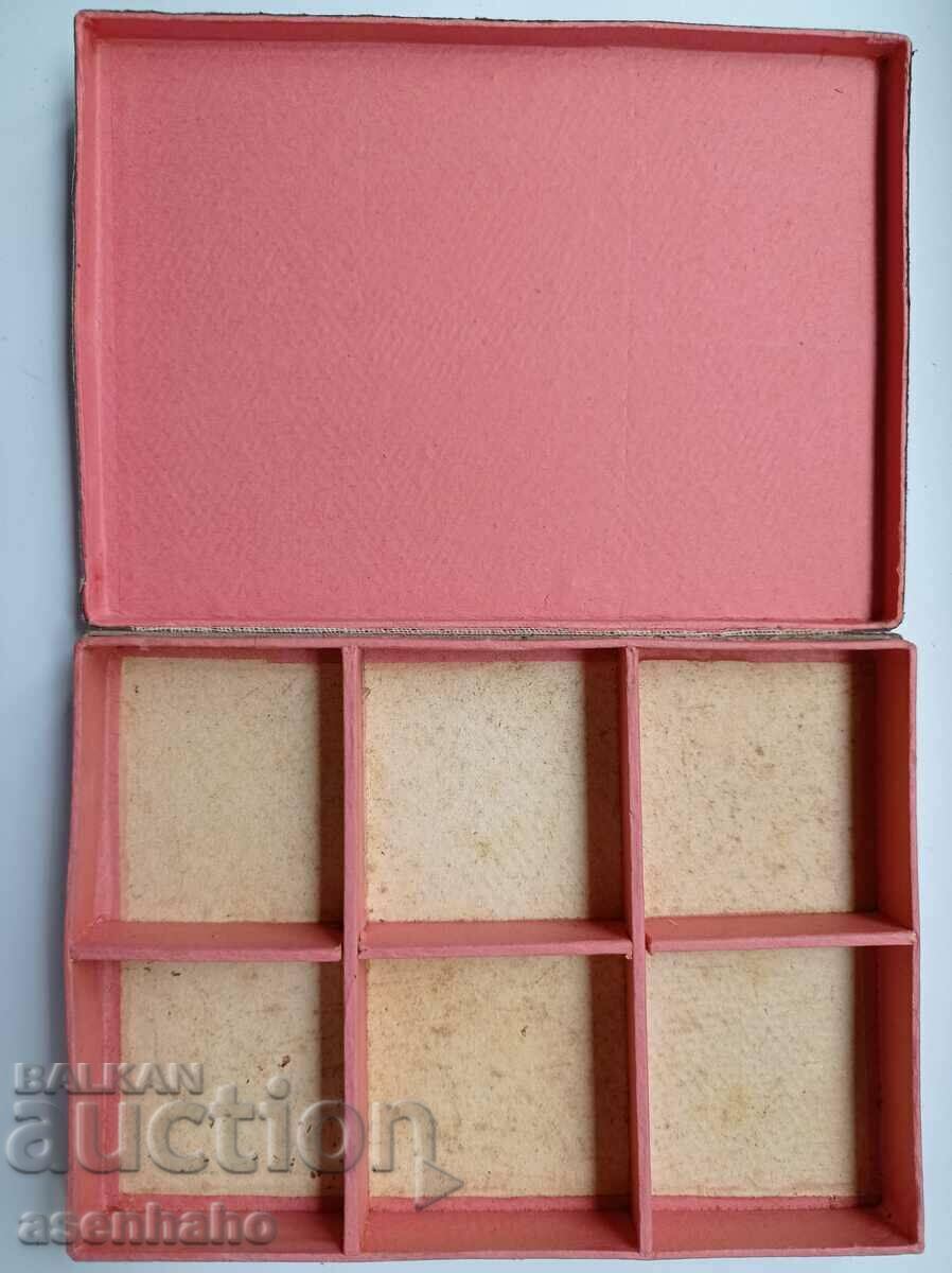 Box of boxes for watch parts - 6 Box of boxes for watch parts - 6