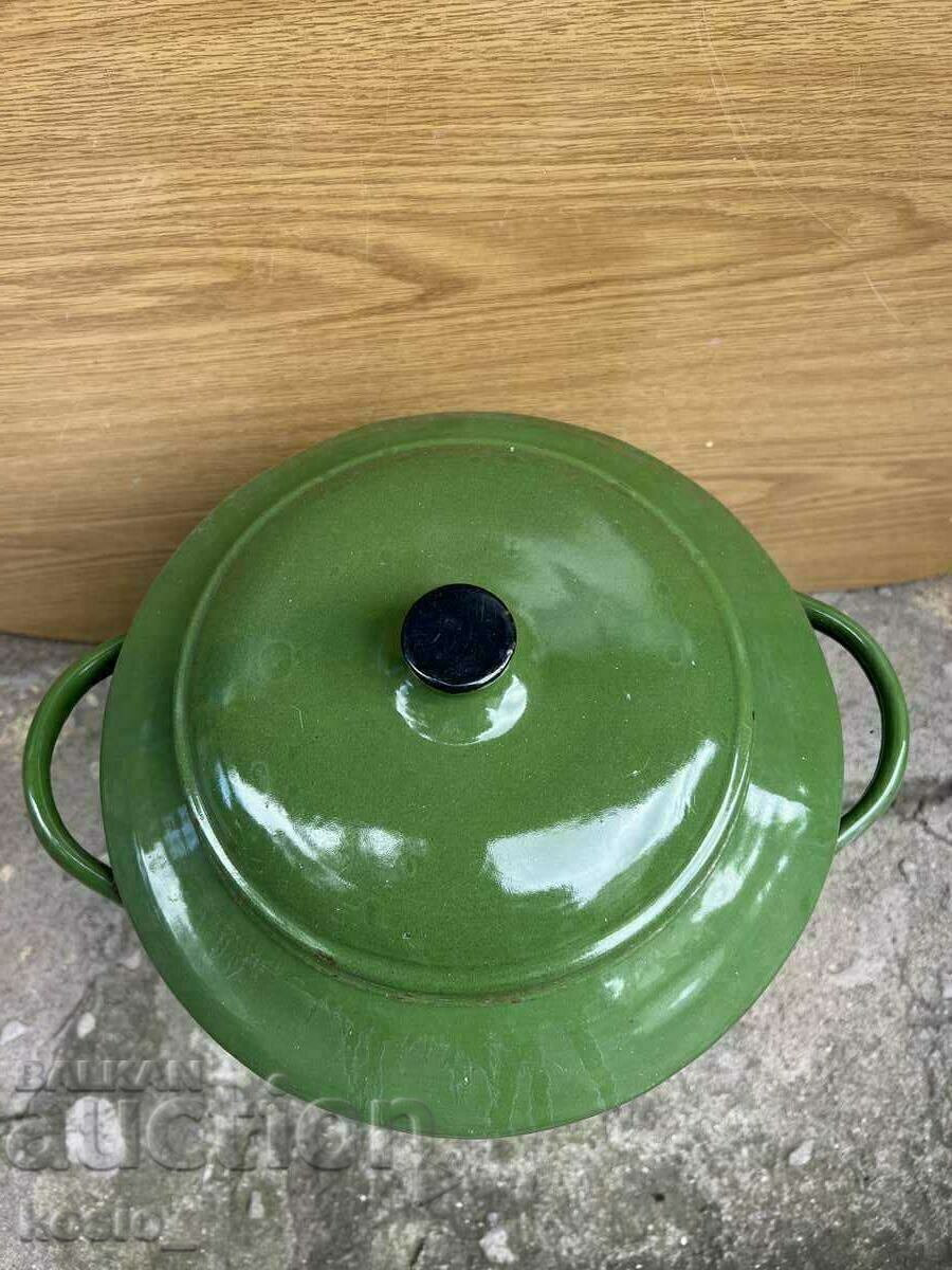 A large old enameled güm pot with price 35.00 BGN | € 17.90 A large old enameled güm pot with price 35.00 BGN | € 17.90