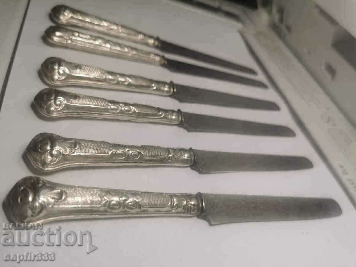 Auction  UNIQUE SET OF OLD SILVER KNIVES