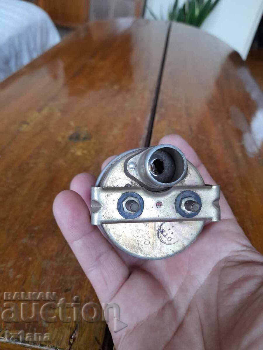 Delivery of Old car temperature appliance Delivery of Old car temperature appliance