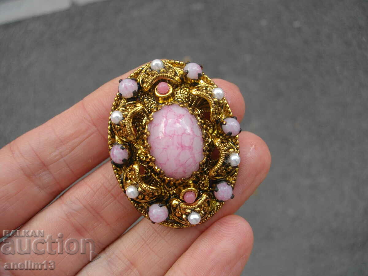 Auction STARA BROSHKA Auction STARA BROSHKA