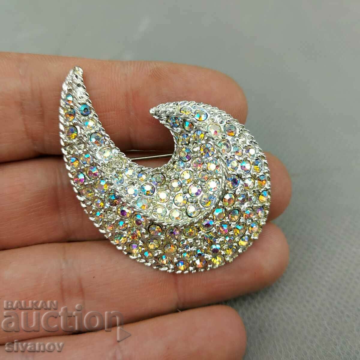 Interesting brooch #0619 - 5 Interesting brooch #0619 - 5