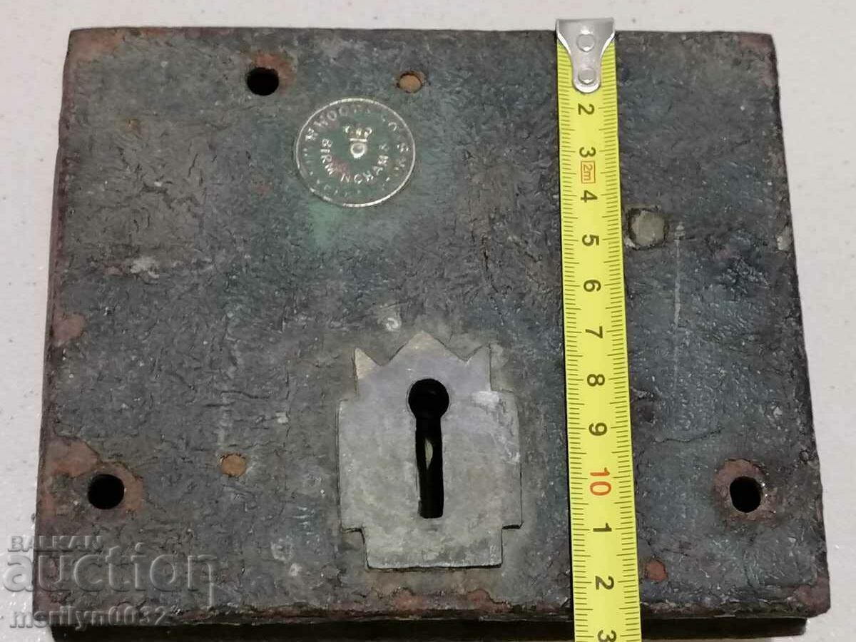 Old English mid 19th century keyless lock latch - 5 Old English mid 19th century keyless lock latch - 5