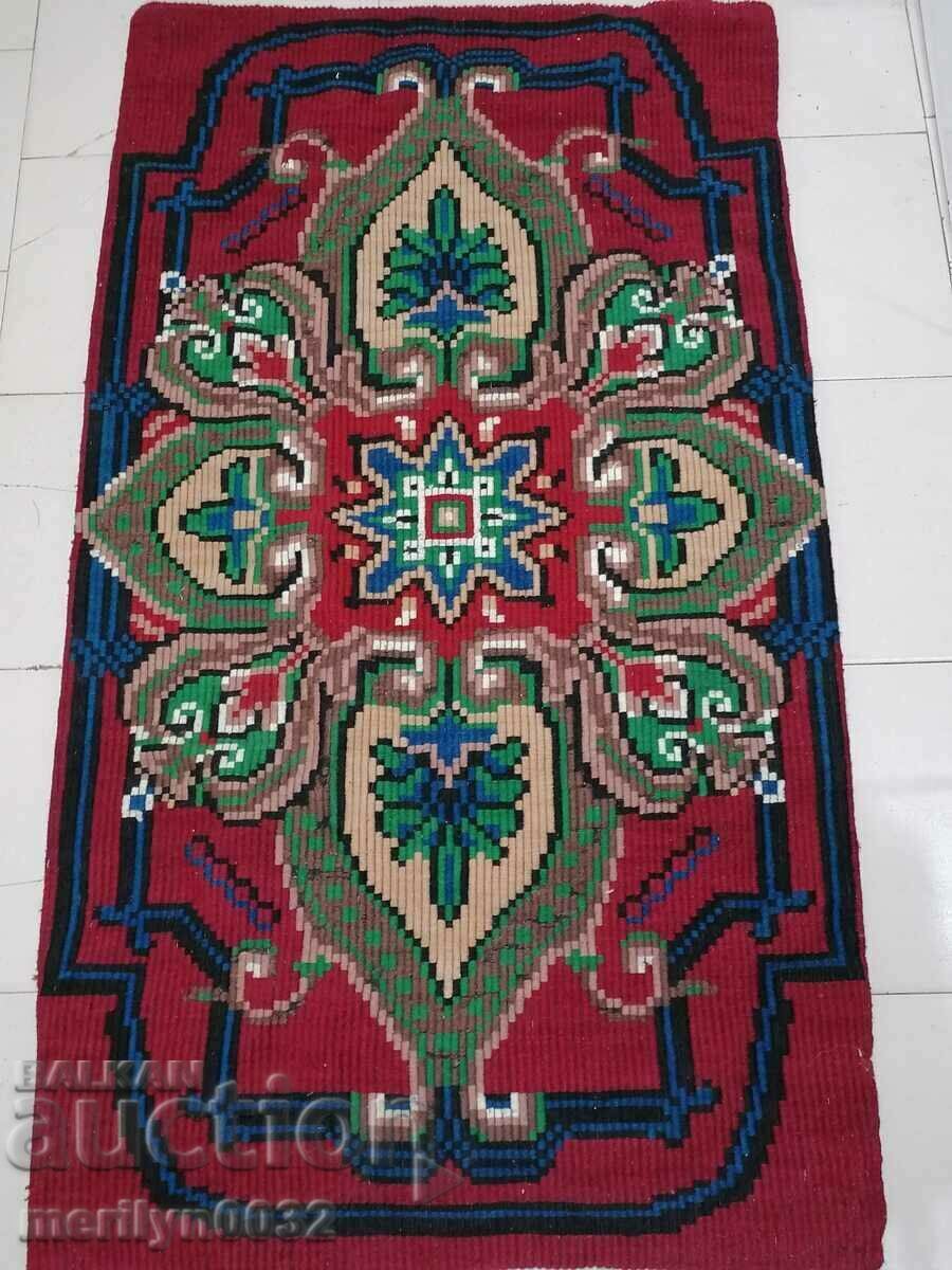 Old handwoven woolen wall carpet, carpet rug with price 93.00 BGN | € 47.55 Old handwoven woolen wall carpet, carpet rug with price 93.00 BGN | € 47.55