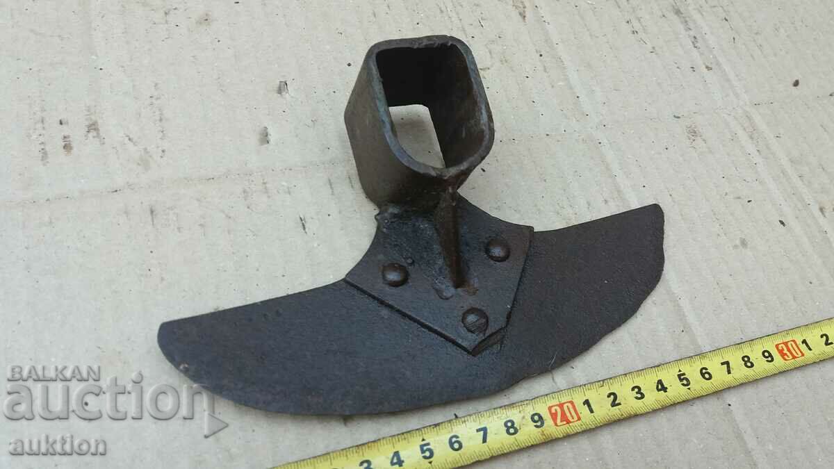 OLD HOE, SHOOT - 6 OLD HOE, SHOOT - 6