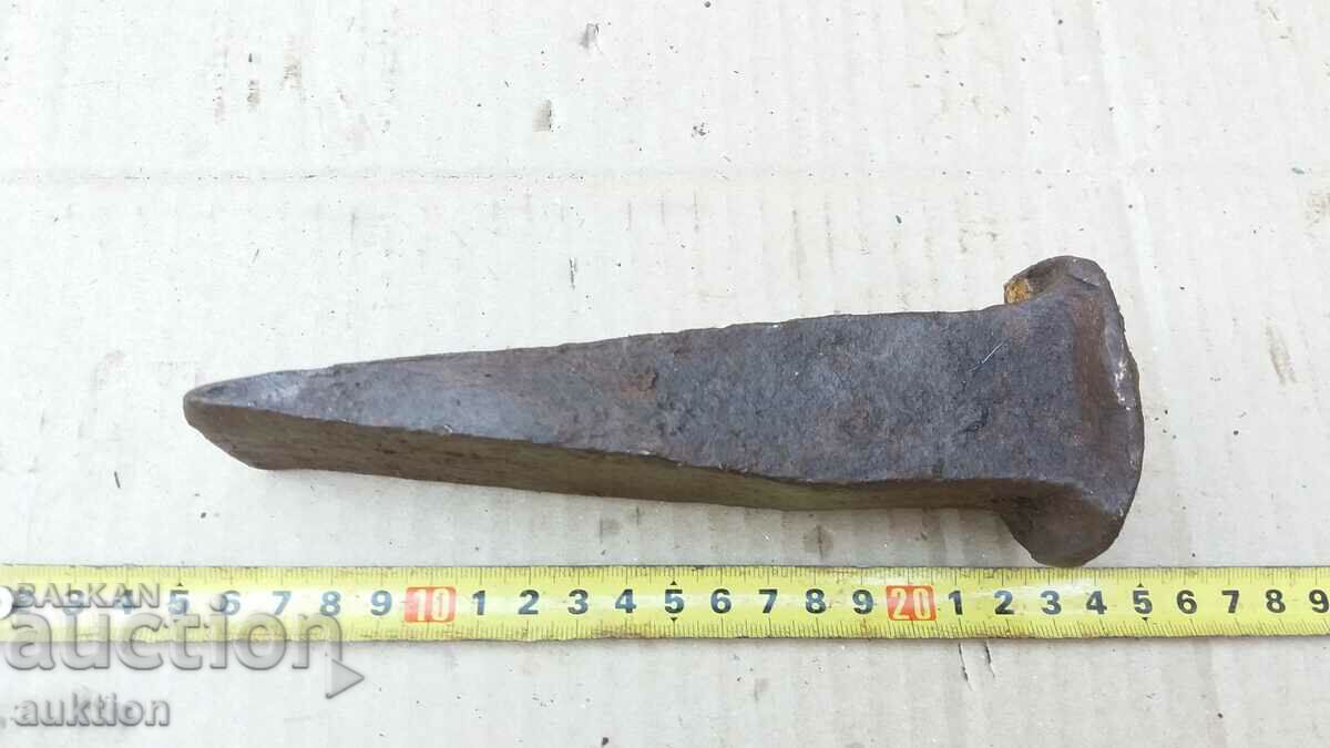Delivery of SOLID DAGGER, WEDGE, WOOD CUTTER Delivery of SOLID DAGGER, WEDGE, WOOD CUTTER