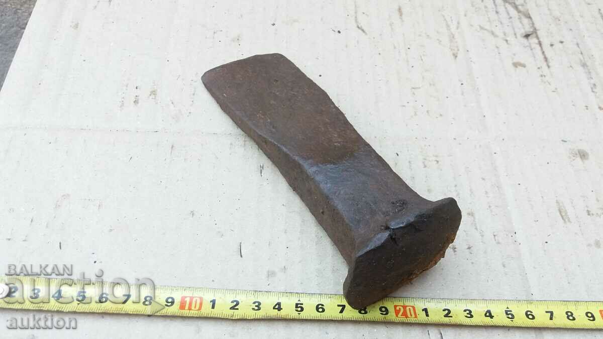 SOLID DAGGER, WEDGE, WOOD CUTTER - 7 SOLID DAGGER, WEDGE, WOOD CUTTER - 7