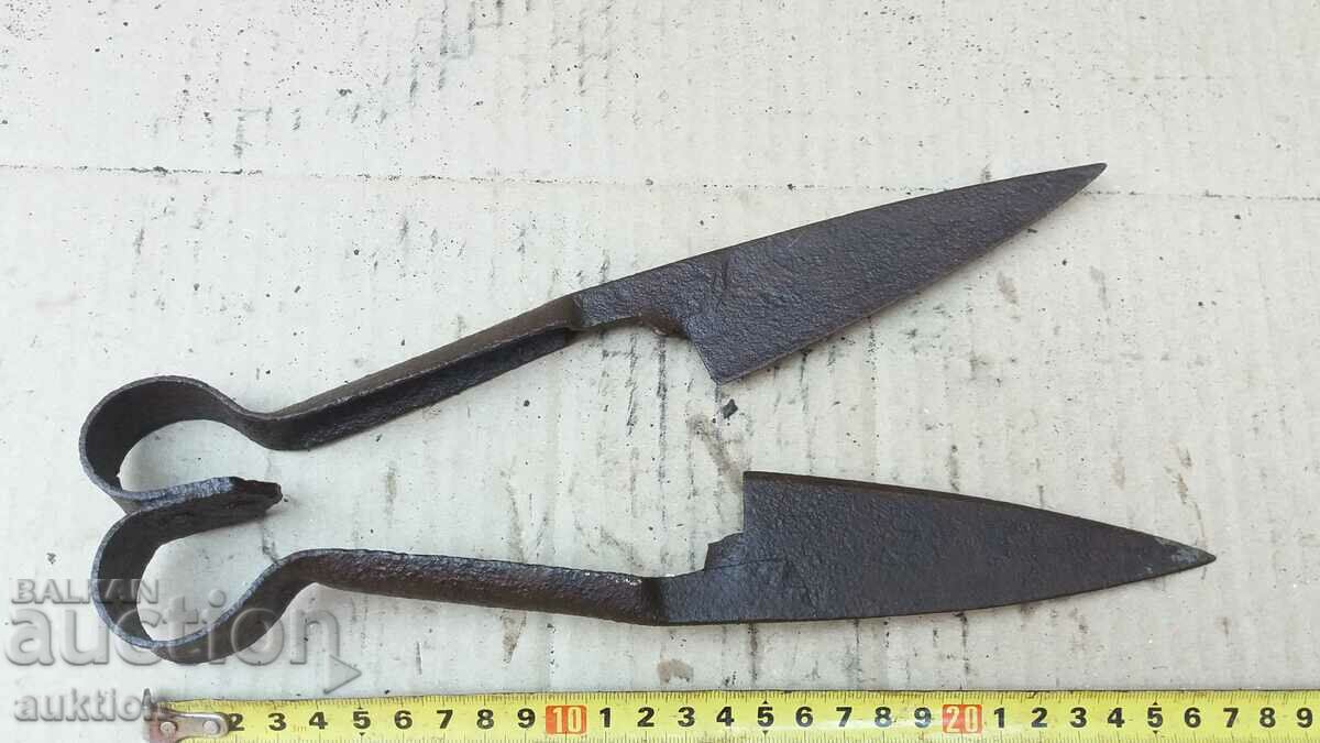 Delivery of OLD HANGER FOR SHEEPING SHEEP Delivery of OLD HANGER FOR SHEEPING SHEEP