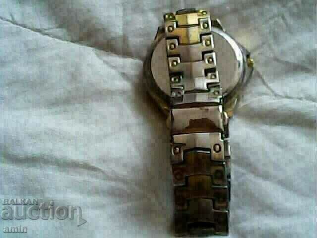 Auction beautiful gold plated swiss 4 piece made in japan Auction beautiful gold plated swiss 4 piece made in japan