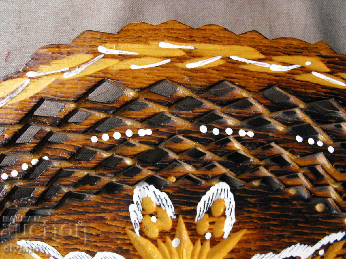 Доставка на Интересен дървен поднос панер #0642 Доставка на Интересен дървен поднос панер #0642