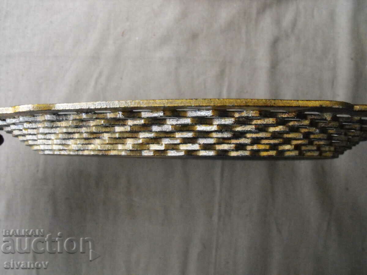 Delivery of Interesting wooden paneer tray #0645