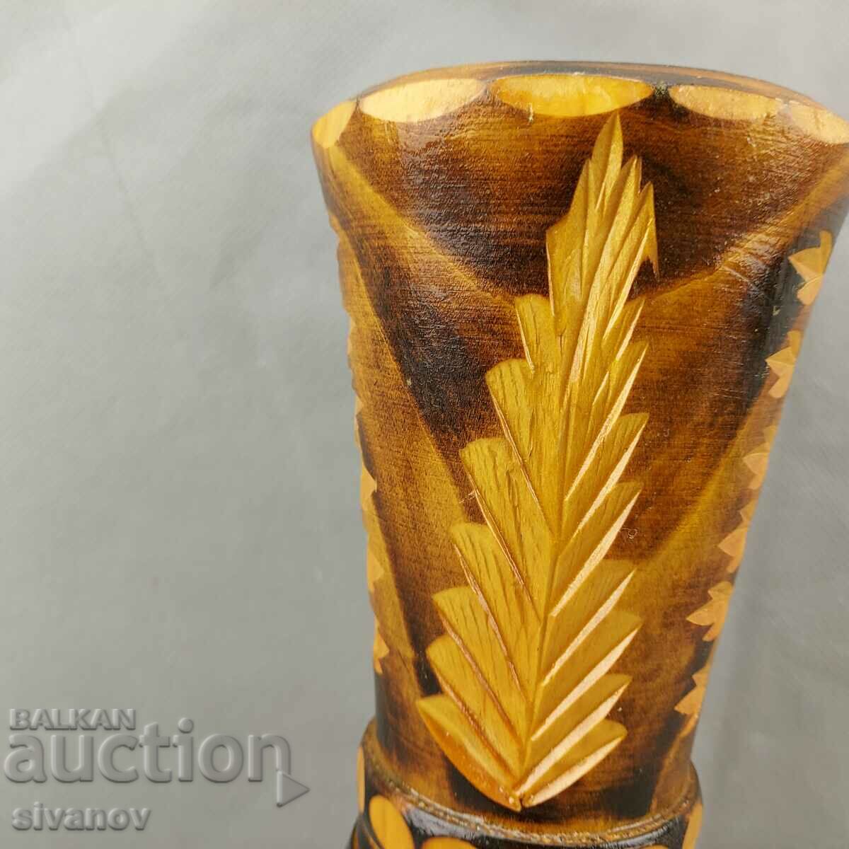 Delivery of Interesting wooden vase carving #0647 Delivery of Interesting wooden vase carving #0647