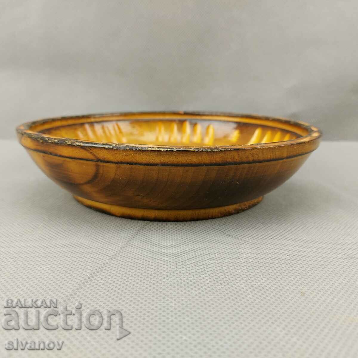 Аукцион Интересна дървена купа дърворезба #0649 Аукцион Интересна дървена купа дърворезба #0649