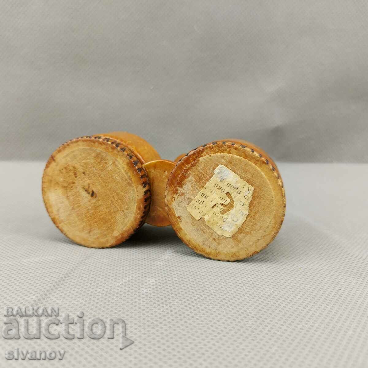 Auction Interesting wooden salt shaker #0655 Auction Interesting wooden salt shaker #0655